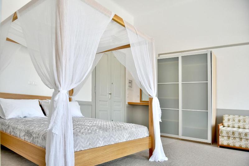 Douskos Guesthouse ไฮดรา ภายนอก รูปภาพ
