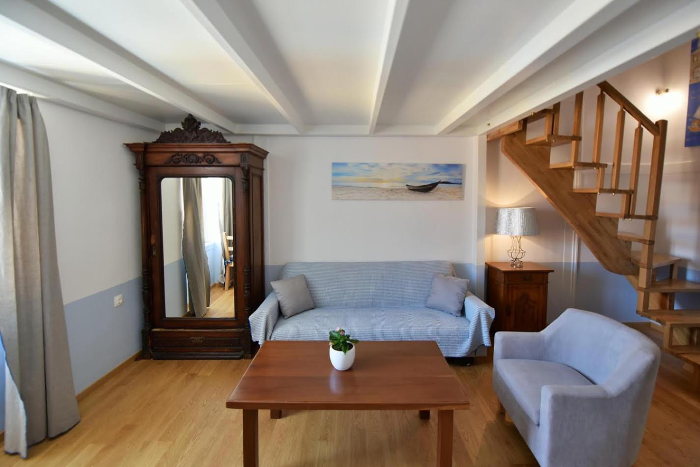 Douskos Guesthouse ไฮดรา ภายนอก รูปภาพ